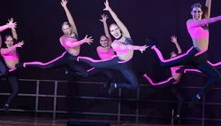 Funky Yllusion Dance United