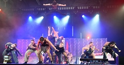 Members of Dance 3